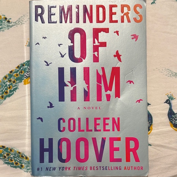 Colleen Hoover Book Set - Picture 2 of 5